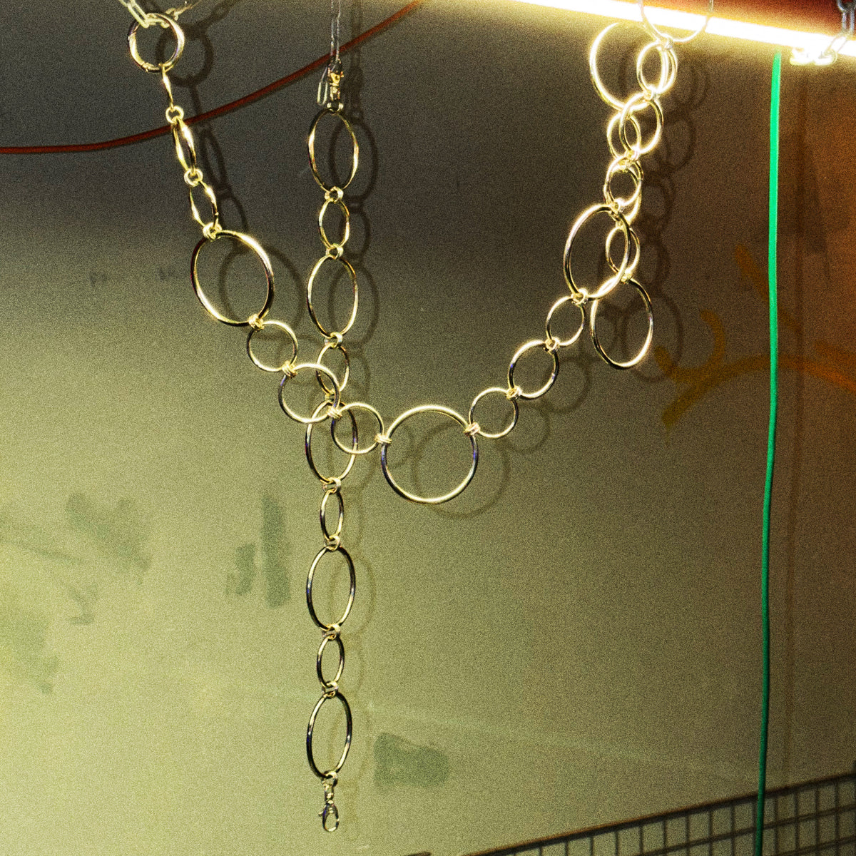 UNQE Chain
